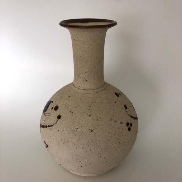 EUC Tonala Mexico Vintage bird Pottery 8” Vase signed - Picture 6 of 9